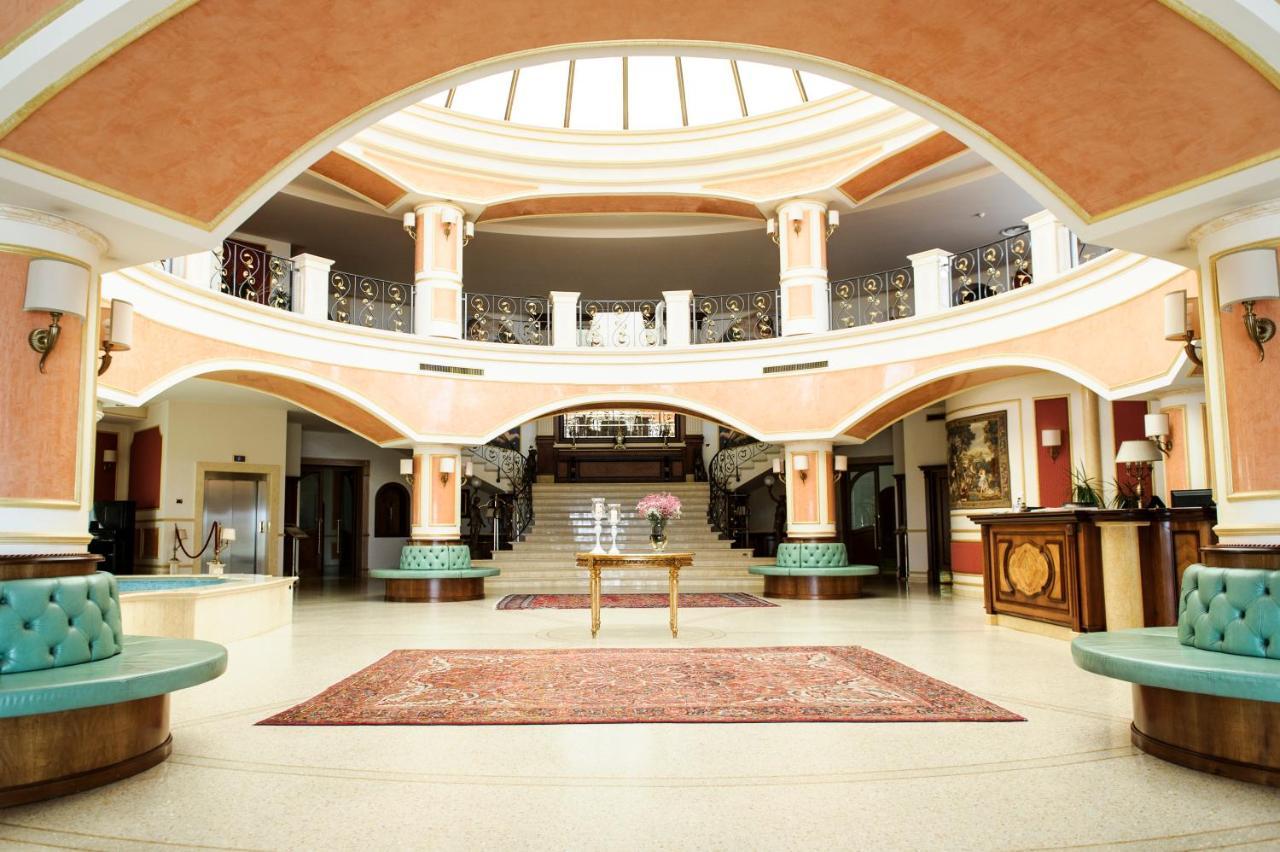 Parco Dei Principi Hotel Роччелла-Ионика Экстерьер фото