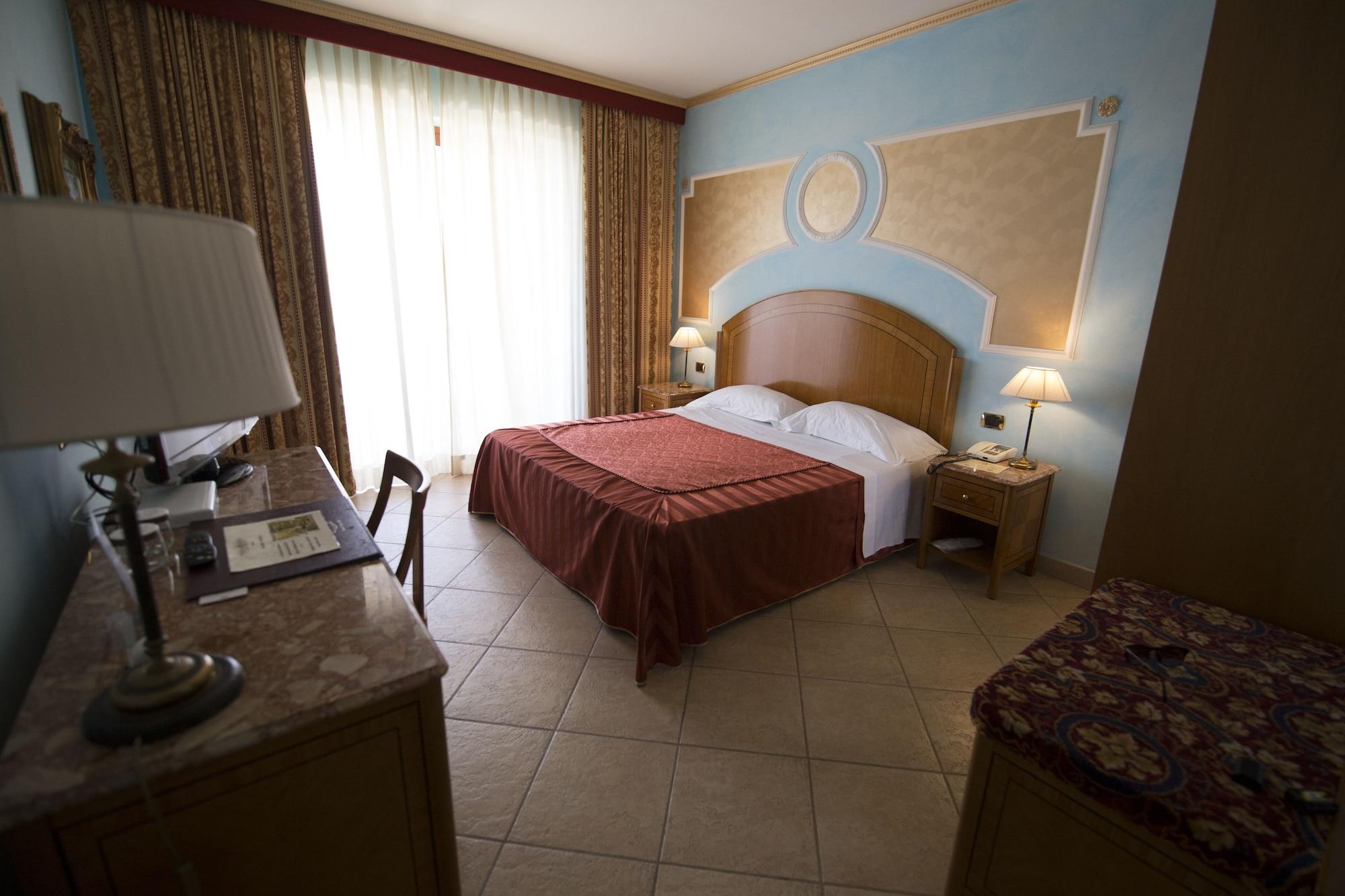 Parco Dei Principi Hotel Роччелла-Ионика Экстерьер фото