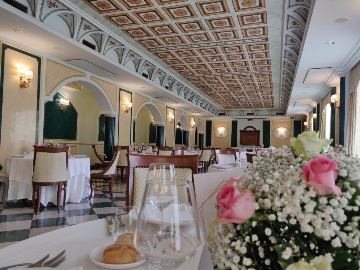 Parco Dei Principi Hotel Роччелла-Ионика Экстерьер фото