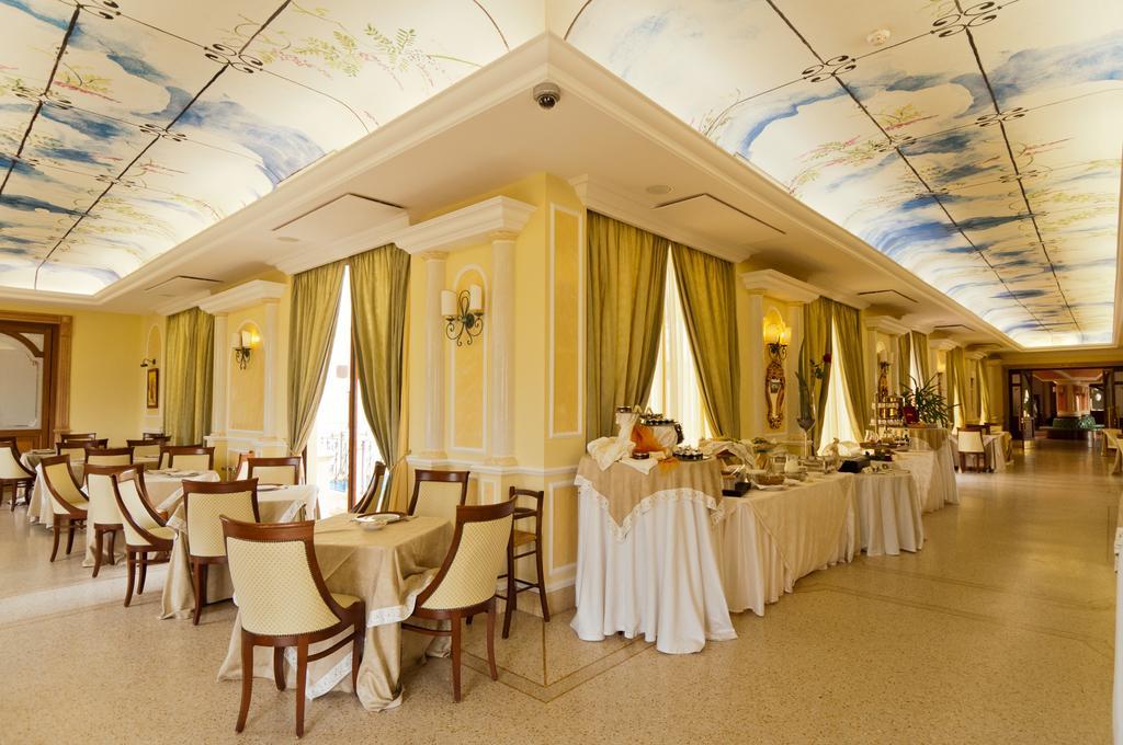 Parco Dei Principi Hotel Роччелла-Ионика Экстерьер фото