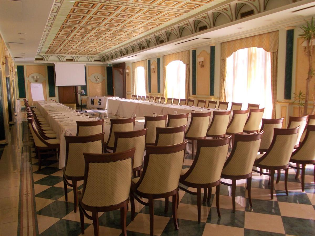 Parco Dei Principi Hotel Роччелла-Ионика Экстерьер фото